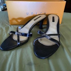 Unusable slip on black heeled sandals. Sz 10.